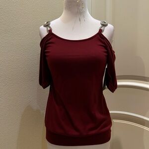 NWT Rhapsody wine color knit cold shoulder top with rope metal detailing